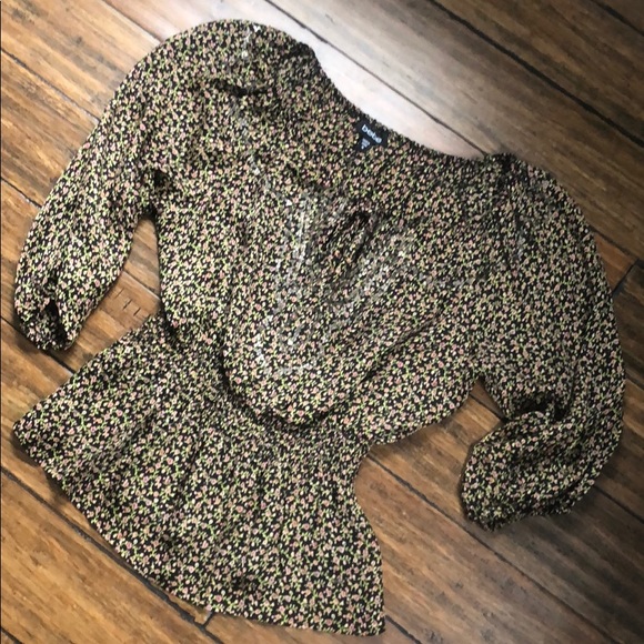 Bebe silk top with Ann Taylor pants - Picture 3 of 7